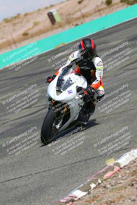 media/Oct-15-2022-TrackXperience (Sat) [[8f70b8b0be]]/Group 2/session 4 turn 1/